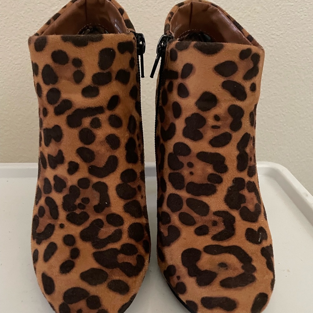 Leopard ankle booties